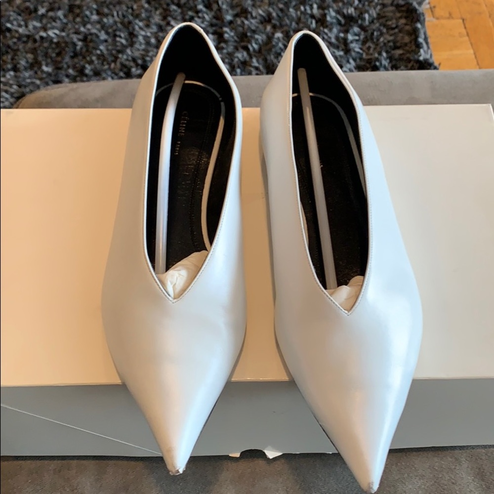 Celine pointy flats